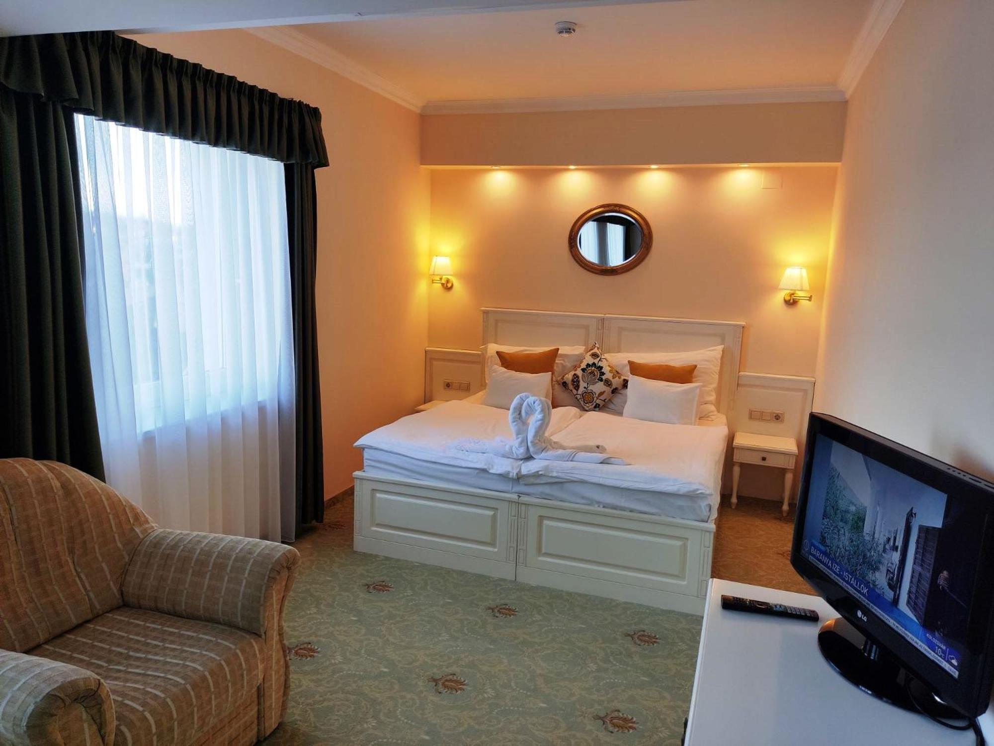 Calimbra Wellness Hotel Superior Miskolc Extérieur photo