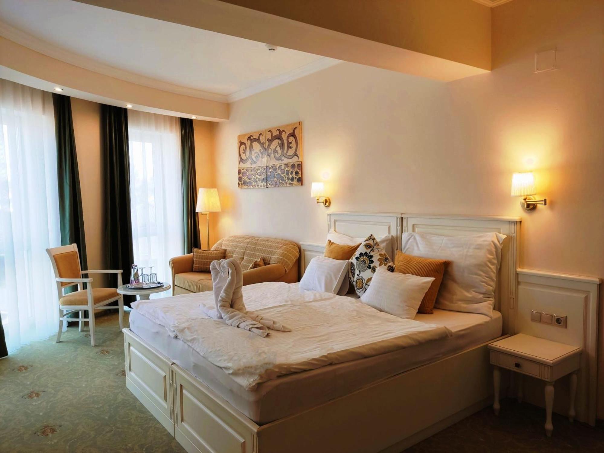 Calimbra Wellness Hotel Superior Miskolc Extérieur photo