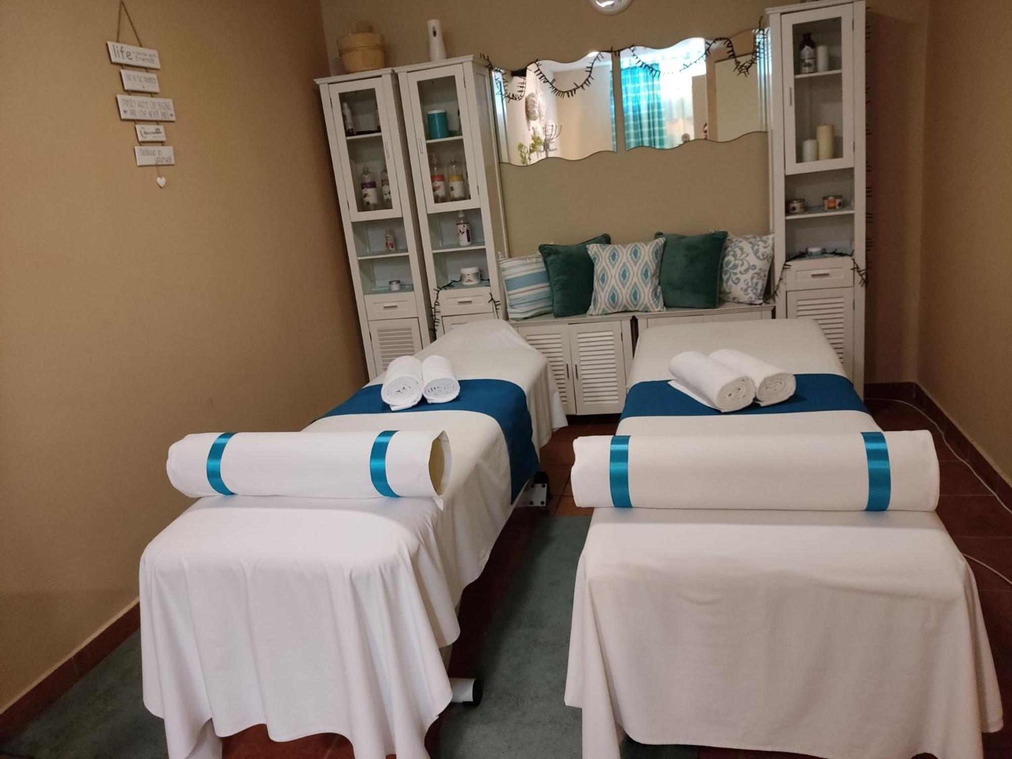 Calimbra Wellness Hotel Superior Miskolc Extérieur photo