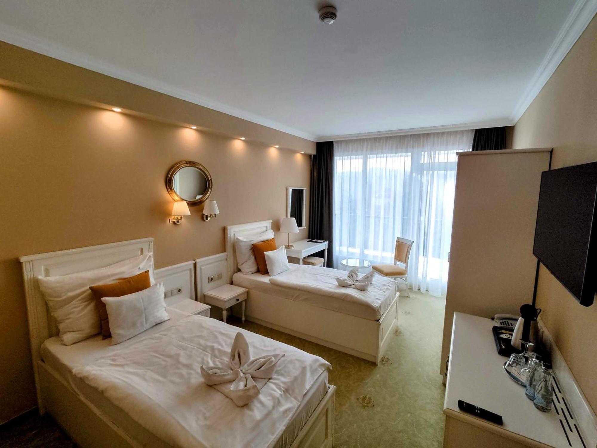 Calimbra Wellness Hotel Superior Miskolc Extérieur photo