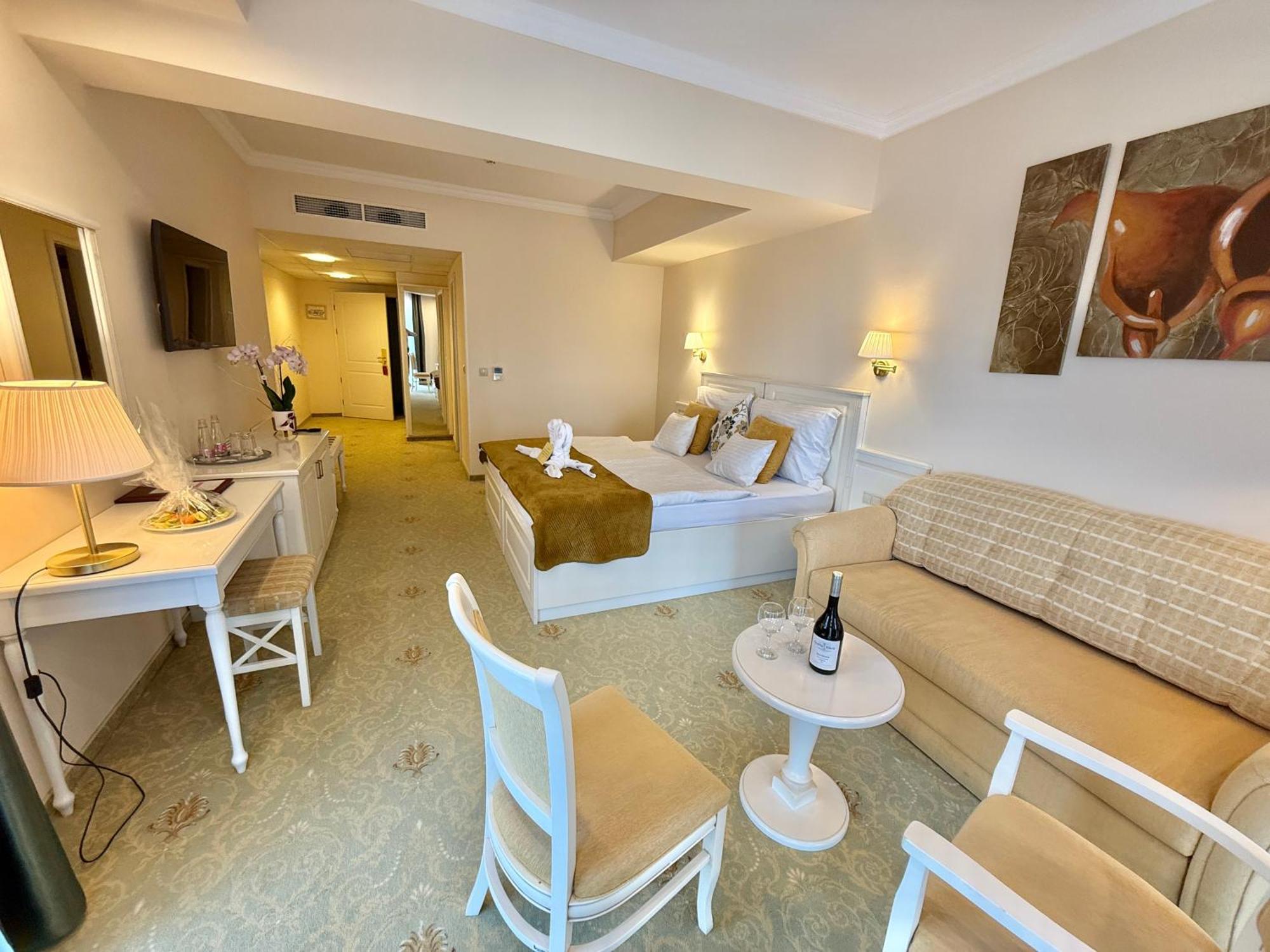 Calimbra Wellness Hotel Superior Miskolc Extérieur photo