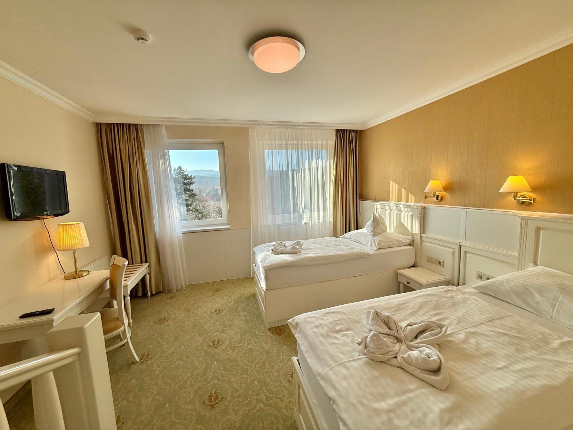 Calimbra Wellness Hotel Superior Miskolc Extérieur photo