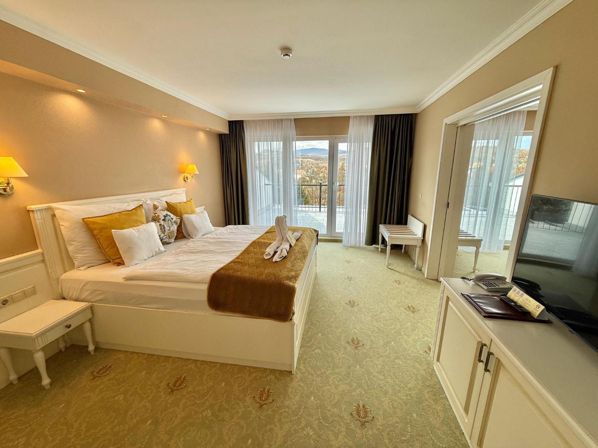 Calimbra Wellness Hotel Superior Miskolc Extérieur photo